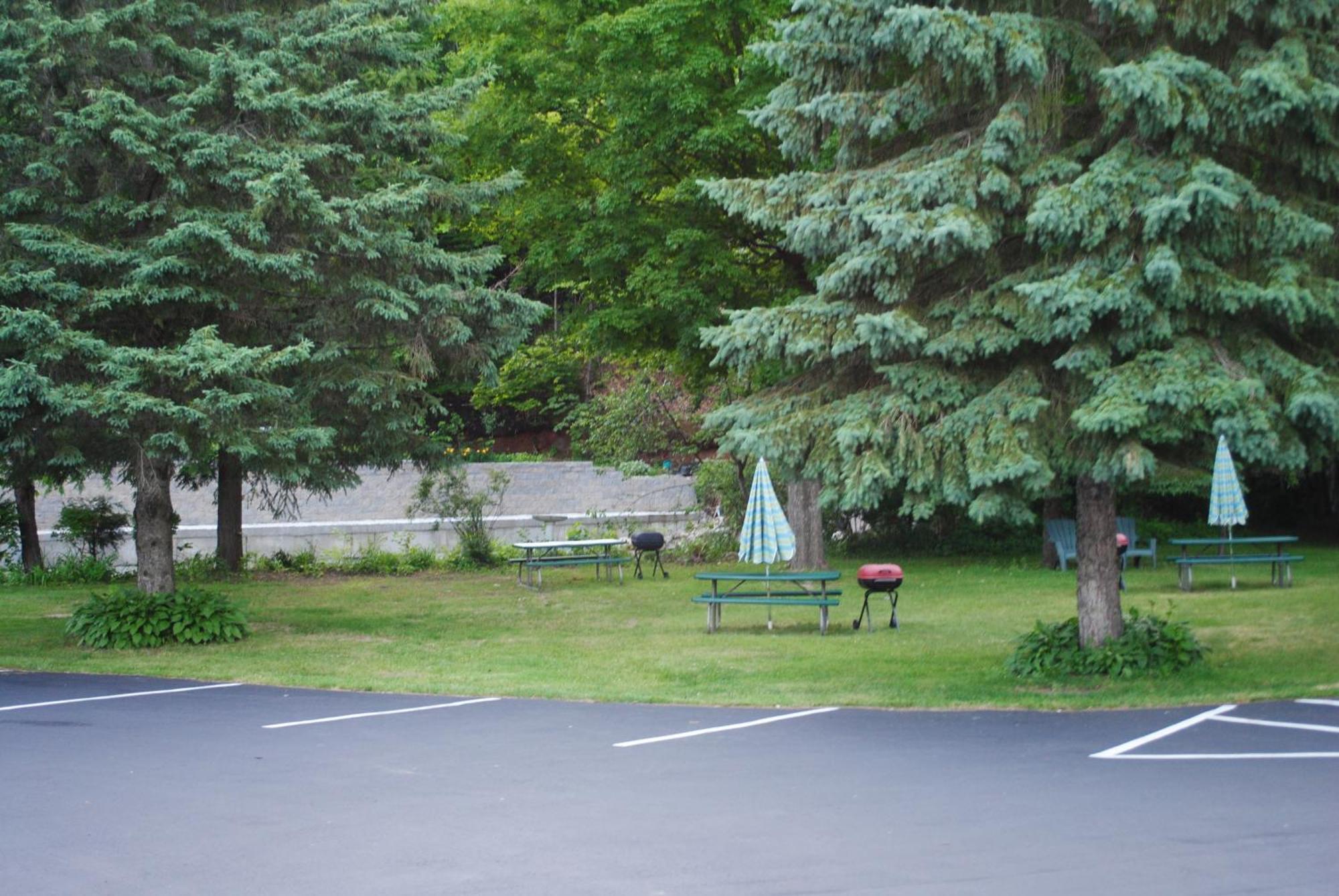 Fran Cove Motel Lake George Exteriör bild